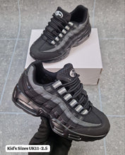 Load image into Gallery viewer, Shoes boy