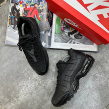 Load image into Gallery viewer, Shoes