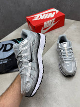 Load image into Gallery viewer, Shoes