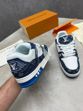 Load image into Gallery viewer, Shoes