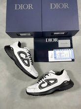 Load image into Gallery viewer, Shoes men