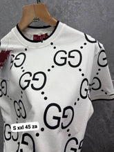 Load image into Gallery viewer, Tshirt