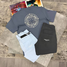 Load image into Gallery viewer, Tshirt
