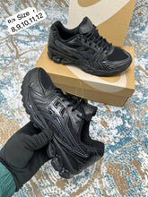 Load image into Gallery viewer, Shoes