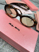 Load image into Gallery viewer, Sunglass