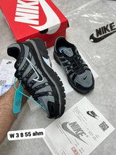 Load image into Gallery viewer, Shoes