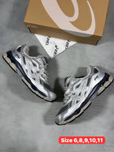 Load image into Gallery viewer, Shoes