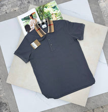 Load image into Gallery viewer, T-shirt