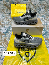 Load image into Gallery viewer, Shoes men