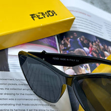 Load image into Gallery viewer, Sunglass