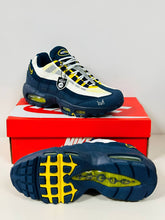 Load image into Gallery viewer, Shoes