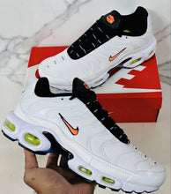 Load image into Gallery viewer, Shoes