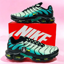 Load image into Gallery viewer, Shoes