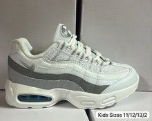 Load image into Gallery viewer, Shoes