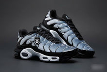 Load image into Gallery viewer, Shoes
