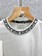 Load image into Gallery viewer, T-shirt