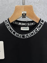 Load image into Gallery viewer, T-shirt