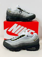Load image into Gallery viewer, Shoes
