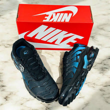 Load image into Gallery viewer, Shoes