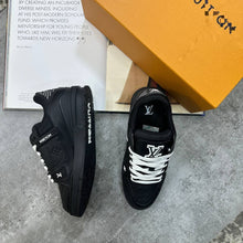 Load image into Gallery viewer, Shoes