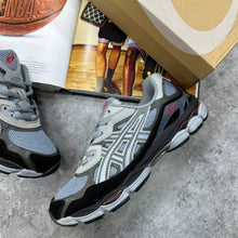 Load image into Gallery viewer, Shoes