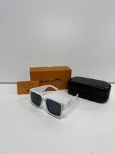 Load image into Gallery viewer, Sunglass