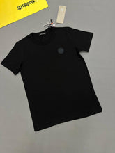 Load image into Gallery viewer, T-shirt