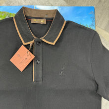 Load image into Gallery viewer, Tshirt