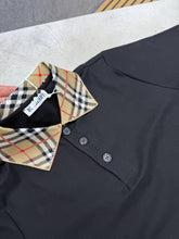 Load image into Gallery viewer, T-shirt