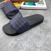 Load image into Gallery viewer, Slipper