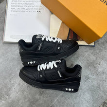 Load image into Gallery viewer, Shoes
