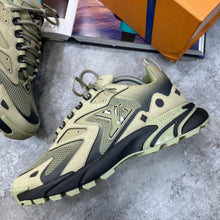 Load image into Gallery viewer, Shoes