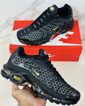 Load image into Gallery viewer, Shoes