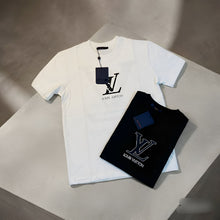 Load image into Gallery viewer, T-shirt