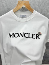 Load image into Gallery viewer, Tshirt