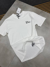 Load image into Gallery viewer, T-shirt