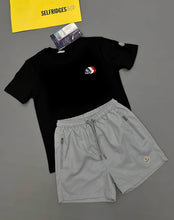 Load image into Gallery viewer, T-shirt