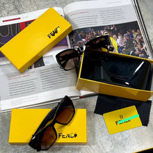 Load image into Gallery viewer, Sunglass
