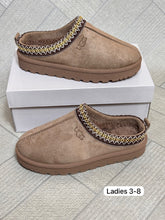 Load image into Gallery viewer, Slipper