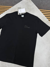 Load image into Gallery viewer, T-shirt