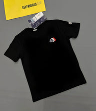 Load image into Gallery viewer, T-shirt