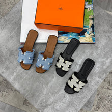 Load image into Gallery viewer, Slipper