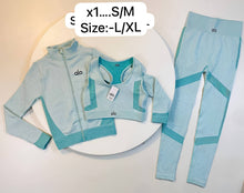 Load image into Gallery viewer, Tracksuit