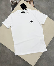 Load image into Gallery viewer, Tshirt
