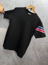 Load image into Gallery viewer, Tshirt
