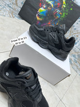 Load image into Gallery viewer, Shoes