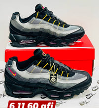 Load image into Gallery viewer, Shoes