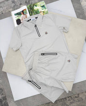 Load image into Gallery viewer, Tshirt