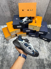 Load image into Gallery viewer, Shoes