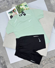 Load image into Gallery viewer, Tshirt